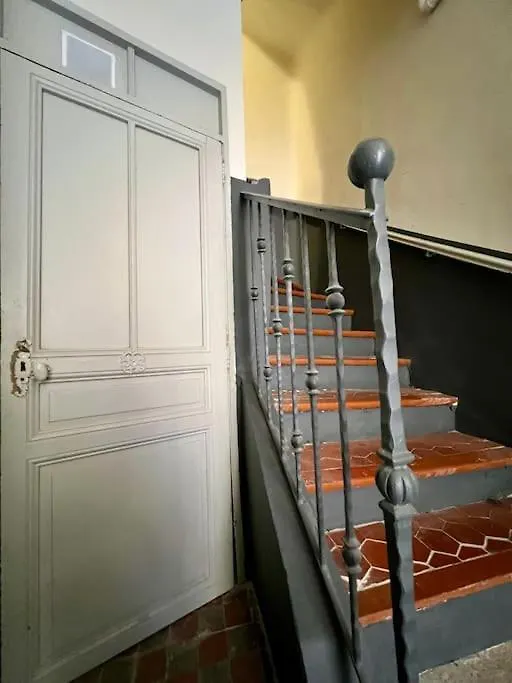 Апартаменты Petit Cocon Avec Vue Dernier Etage - Mazarin 1833 Экс-ан-Прованс