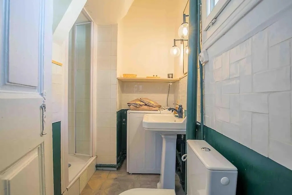 Petit Cocon Avec Vue Dernier Etage - Mazarin 1833 Apartment Aix-en-Provence