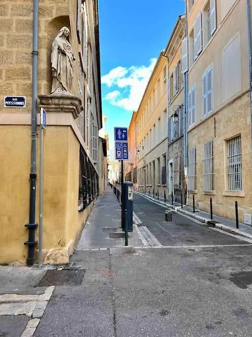 Petit Cocon Avec Vue Dernier Etage - Mazarin 1833 Apartment Aix-en-Provence